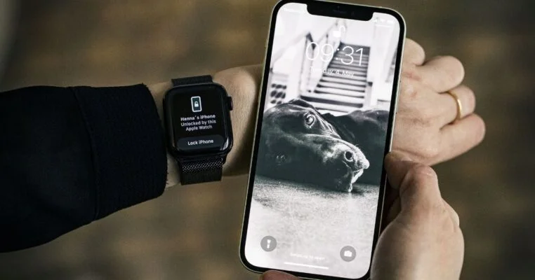 Cara Buka iPhone dengan Apple Watch